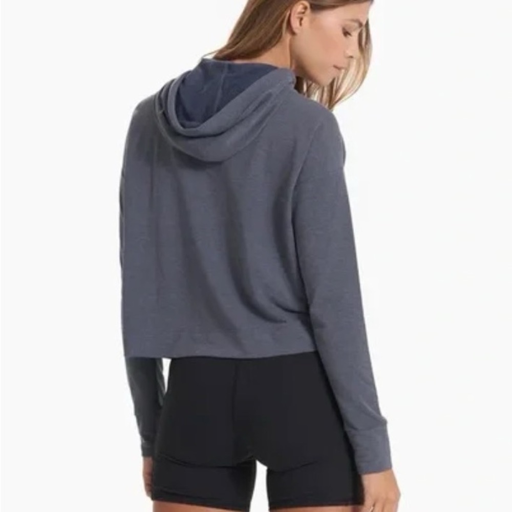 Vuori Quarter Zip